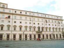 Bagnasco: sì al voto segreto. Renzi: a decidere non è la CEI - sitinchigiBASE - Gay.it