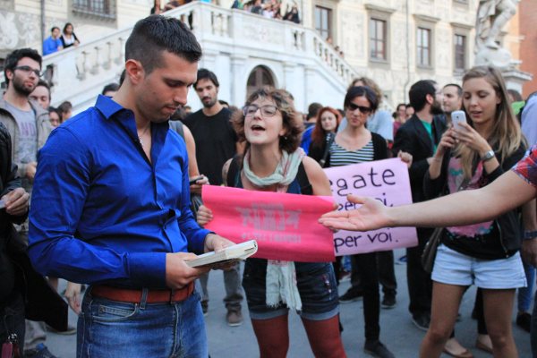 Il flop delle Sentinelle in piedi, la protesta della società civile - sntinelle 100 piazze4 - Gay.it Blog