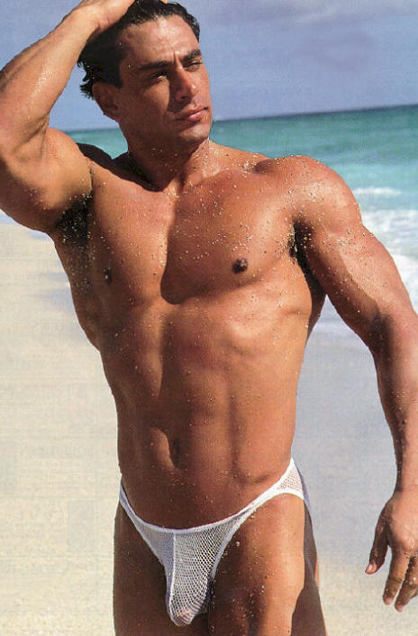 UOMINI AL SOLE - sole mare01 - Gay.it