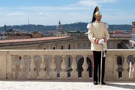 Bassezza mezza bellezza? - tallgayF3 - Gay.it