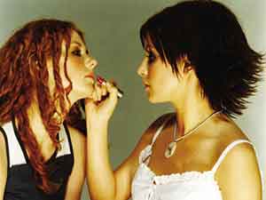 GLORIE E SCANDALI DELLE TATU - tatu07 - Gay.it