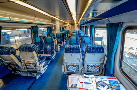 Passeggero dichiara di avere l'AIDS,evacuato l'intero treno - treno australia2 - Gay.it