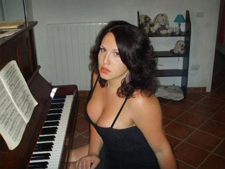 Trans cambia voce per studiare da soprano - trnssopranoF1 - Gay.it