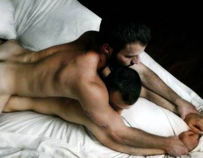 Leggero, piacevole e senza ipocrisie: il sesso con l'amico - trombamicoF3 - Gay.it