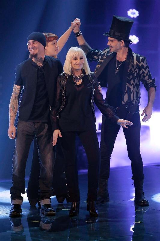 The voice. Tre eterosessuali sul palco: non starete esagerando? - tvoi 2014 semifinale giudici - Gay.it