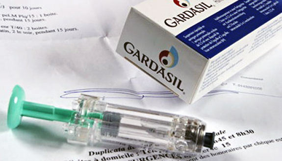 I medici britannici: "Vaccino contro il papilloma virus anche ai gay" - vaccino hpvF1 - Gay.it