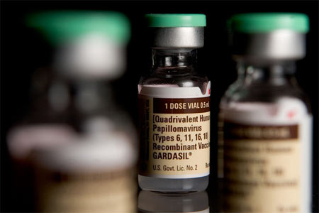 I medici britannici: "Vaccino contro il papilloma virus anche ai gay" - vaccino hpvF2 - Gay.it