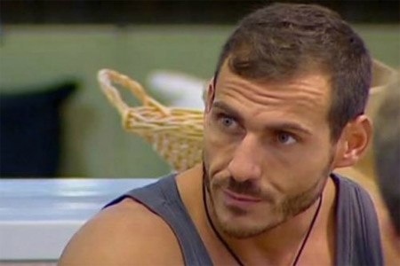 Il Gf12 chiude in anticipo: diretta fino al 1 aprile - valerio querela gfF1 - Gay.it