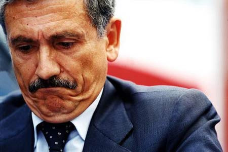 D'Alema a Vendola: "Parli meno di nozze gay" Lui: "Uno spot" - vendola vs dalemaF1 - Gay.it