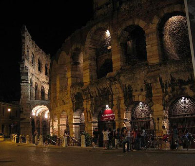 COMUNE DI VERONA ANCORA OMOFOBO? - verona1 - Gay.it