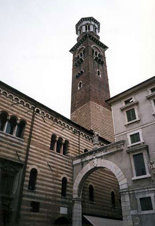 COMUNE DI VERONA ANCORA OMOFOBO? - verona3 - Gay.it