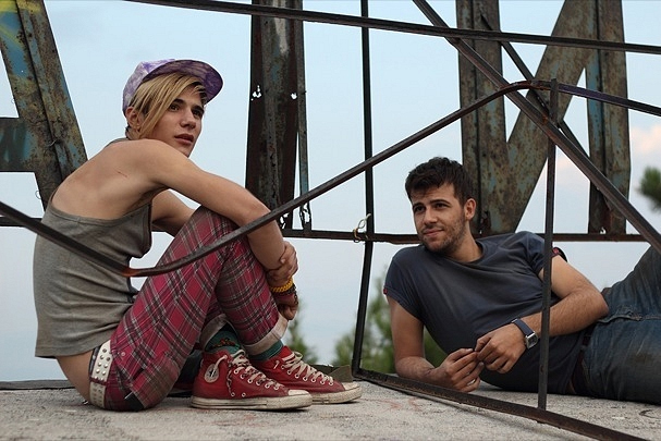 Xenia, l'odissea camp dei fratelli greci ossessionati da Patty Pravo - Gay.it