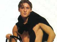 I gay della Roma: "Vogliamo Totti nudo"