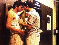CINEMA GAY A CASA