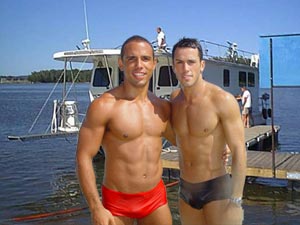 VACANZE: DUE CUORI IN BARCA - houseboat - Gay.it