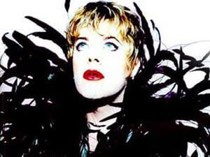 EDDIE IZZARD: MACHO IN DRAG