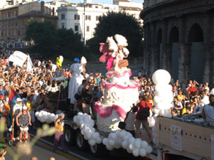 ROMA: PIÙ CHE UN PRIDE, UNA FESTA - rmpride13 - Gay.it