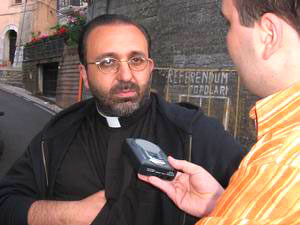 L'ALTRA CHIESA DI DON VITALIANO - don vitaliano 02 - Gay.it