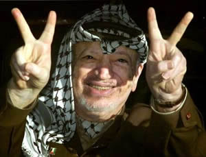 Arafat: Israele vuole sapere se aveva l'Aids - yasser arafat 1 - Gay.it