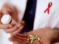 NUOVO FARMACO HIV IN FASCIA H - aids lavoro02 - Gay.it