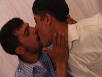 COME SI DICE GAY IN ARABO?