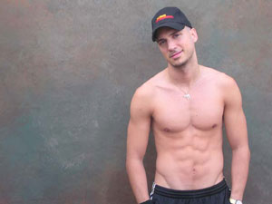 Ari Gold, rapper gay, in concerto a Parma e Torino