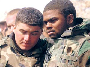 USA: morto Dennis Murphy, autore di 'Il sergente' - soldati iraq - Gay.it