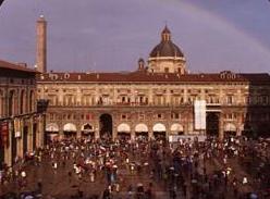 Violenze antigay: la Curia bolognese condanna ma... - Bologna PiazzaMaggiore - Gay.it