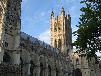 Intolleranze: gay umanisti sotto attacco religioso - Canterbury Cattedrale - Gay.it