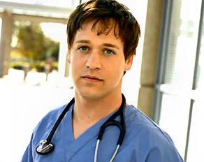 Gay in TV: coming out sul set di “Grey’s Anatomy" - TR Knight - Gay.it