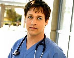 Gay in TV: coming out sul set di “Grey’s Anatomy" - TR Knight - Gay.it