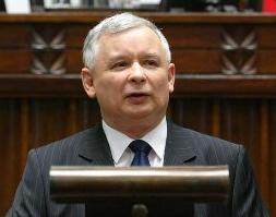 Politica omofoba: proteste contro Kaczynski in Irlanda - Kaczynski - Gay.it