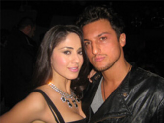 Party del Dvd di Madonna al Loft. Madrine: Paola e Chiara