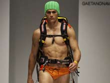 MILANO MODA UOMO: GLI STILISTI AMMICCANO AL MONDO GAY