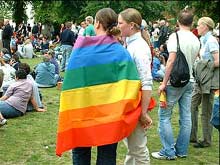 Inghilterra: presentata la legge contro l'omofobia - gayGB BASE - Gay.it