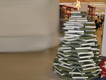 Quattro libri sotto l'albero - libri nataleBASE - Gay.it