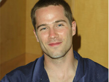 Luke MacFarlane fa coming out