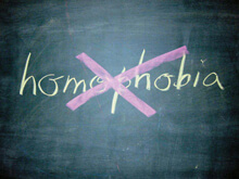 Due leggi contro l'omofobia e per i diritti dei trans - no omofobia08BASE - Gay.it