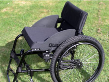 Calci e pugni a disabile gay: “Una lezione ai froci”