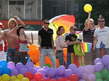 Genova: mini guida al Pride della Lanterna - pride how toBASE - Gay.it
