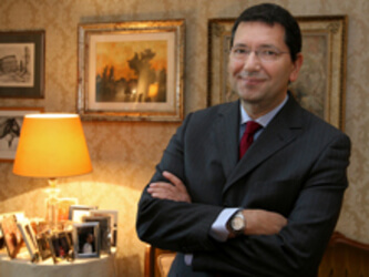 Il Mario Mieli applaude Ignazio Marino