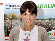 Debora Serracchiani dice sì alle nozze e alle adozioni gay