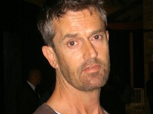 Rupert Everett ai giovani attori: “Non fate coming out”