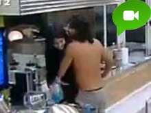 Il video del finto stupro