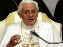 Preti irlandesi pedofili: il Papa chiede scusa - ratzingerscuseBASE - Gay.it