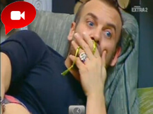 Video: Massimo si lascia scappare una bestemmia