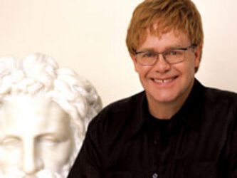 Il Marocco dice no all'”omosessualizzatore” Elton John
