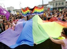 Per San Valentino l’amore gay scende in piazza