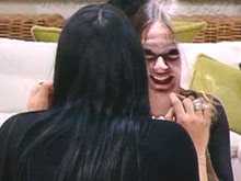 Veronica sceglie Sarah. “Ti amo” in diretta tv.