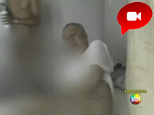 Video: il monsignore brasiliano e gli abusi sui chierichetti - prete brasiliano videoBASE - Gay.it